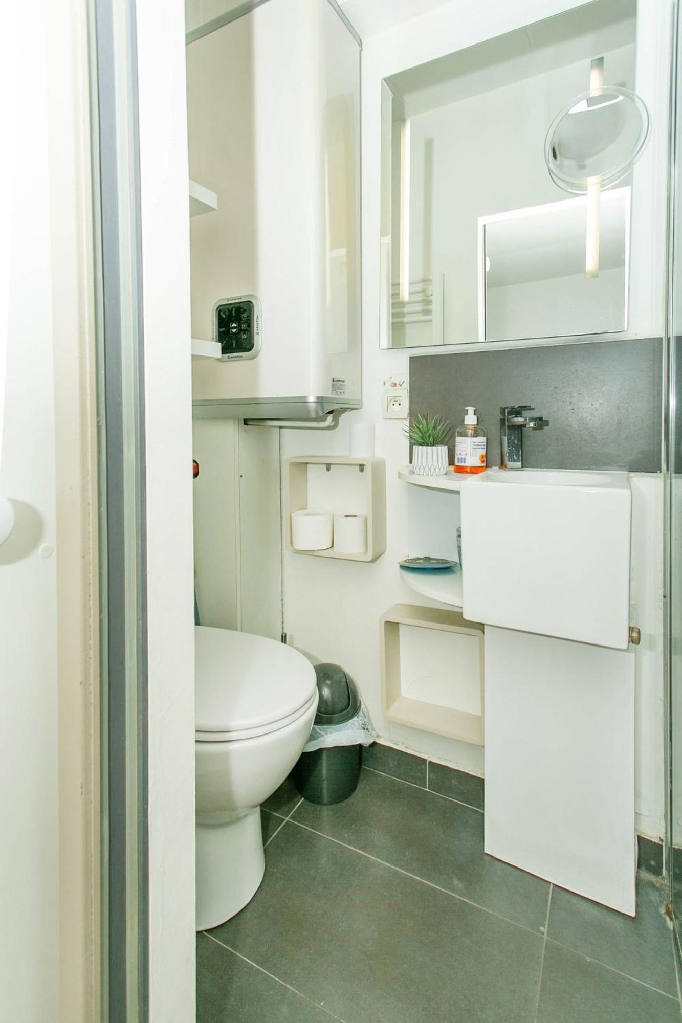 Appartement Bnbnova - Champs Elysees & Arc De Triomphe Parijs